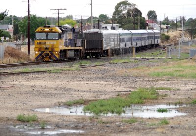 Overland and Rain at Stawell