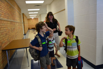 what a surprise!  Ms. Jennie, Liam's old OT was in his class.  It's nice to see a familiar face.