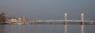 2013-10-10 ijssel stadsbrug.jpg