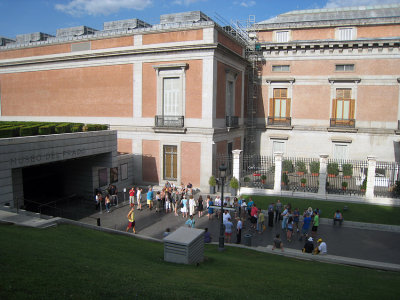 Waiting to enter the Prado, Madrid