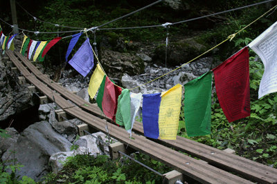 Nepalese bridge on the path to Refuge de Folly