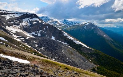 Jasper Mountains from top of Tramway