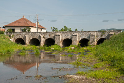 Vámosújfalu