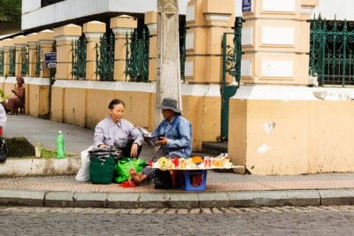 Street Vendors (P1010376)