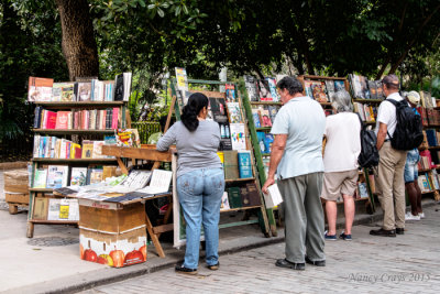 Another View of the Used Book Market (1185757)
