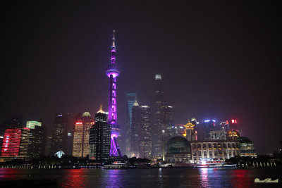 Shanghai by night!