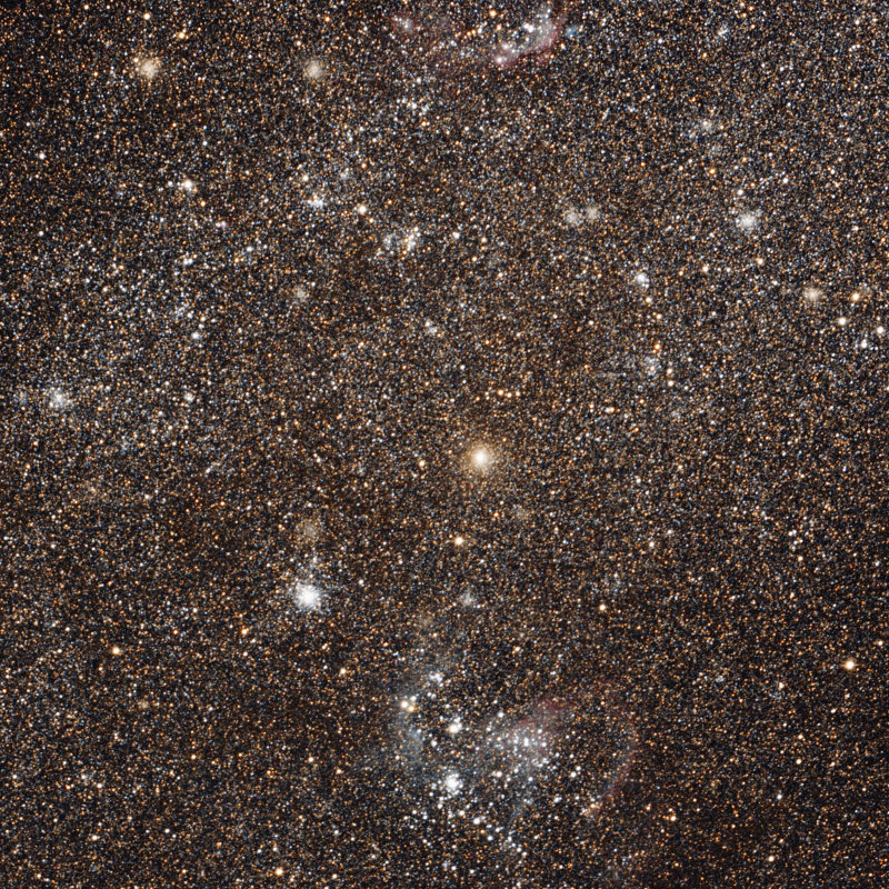 Clusters and nebulae in the LMC bar - close-up
