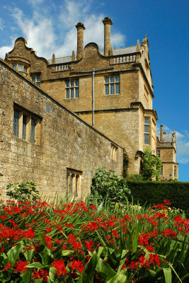 Montacute House ~ a splash of red