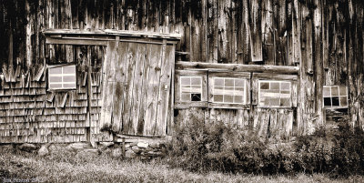 _NW02049 The Old Barn Grantham NH.jpg