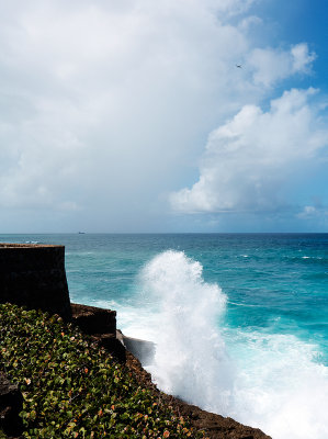 Surf Spray Cadstillo San Cristobal