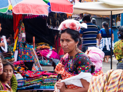 Candid market scene - Santa Mara de Jesus