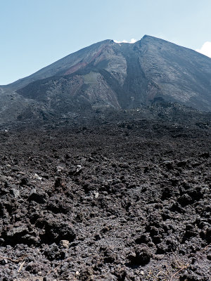 Basalt flow Volcan de Pacaya