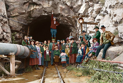 2007 Mine_Tunnel_April.jpg
