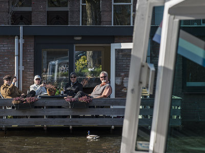 Life on the canals (3)