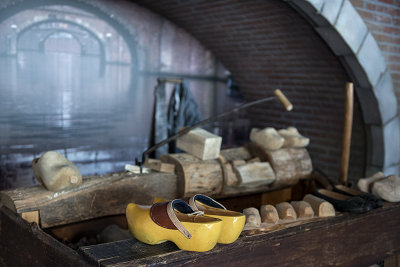 Clog making workshop