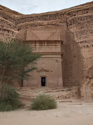 Qasr al-Bint tomb