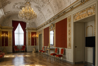 A velvety room