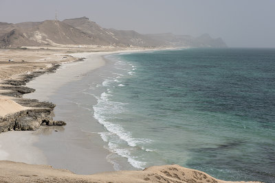 Al Mughsail, beach