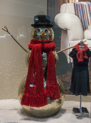 Frosty the disco-ball snowman