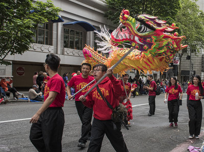  Dragon & Lion Dance Team