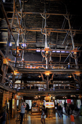 Old Faithful Inn