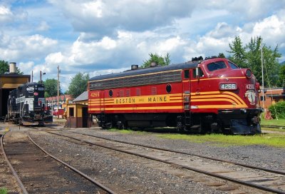 Ex BM 4266 North Conway