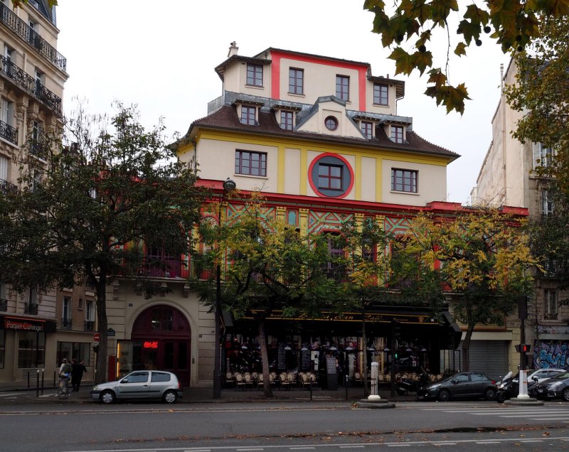 Le Bataclan, a bar and shows place, located at the Boulevard Voltaire. 