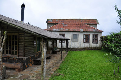 Front view of the farm.