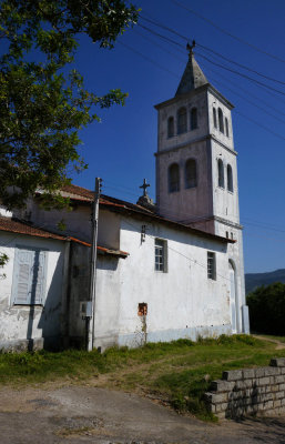 Garopaba; churchill in the old town.