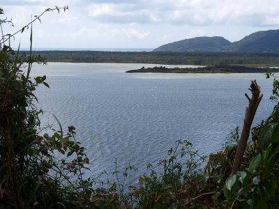 On the path to Costa da Lagoa