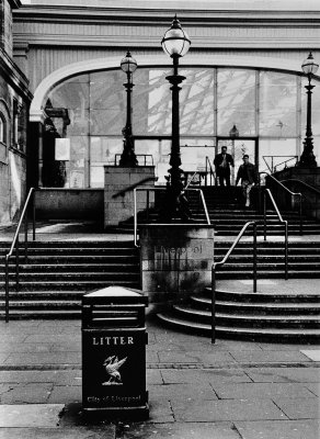 Liverpool train station