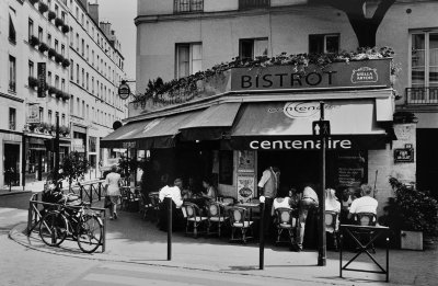 Near Boulevard Beaumarché