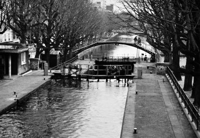 Canal Saint Martin; in the 1990s (Canon A1 and Canon FD 135/3.5)