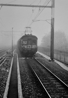 Train (called RER) from Paris to Orsay; these old trains were used until the late 1970s.