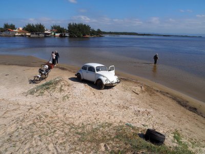 Camacho canal; Lac Jaguaruna