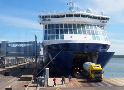 Ferry Helsinki - Tallin; arrival at Tallinn. 