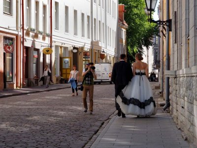 Tallinn, Old Town (I thought about my friends who work on wedding photography).