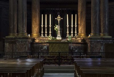 Angers; Saint-Maurice (12th Century) cathedral; interior view.