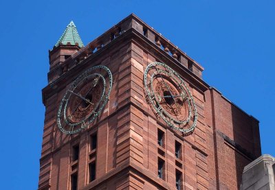 Montreal downtown ; building at 'Place d'Armes', in front of Notre Dame Church.