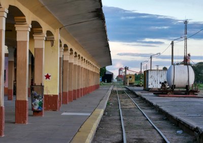 Presidencia Roque Saenz Peña, the train station.