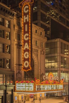 chicagotheatre.jpg
