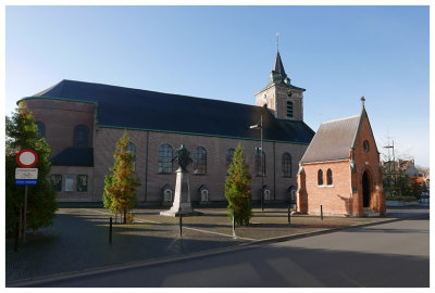 Sint-Amanduskerk en Onze-Lieve-Vrouw-van-Smartenkapel