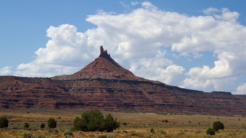 Six-shooter Peak