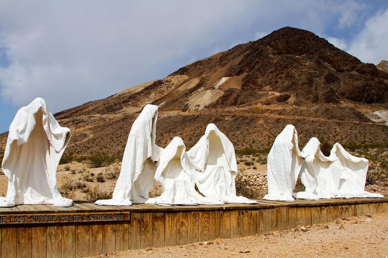  Rhyolite 