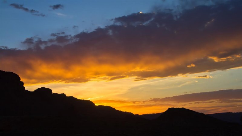  Moab 