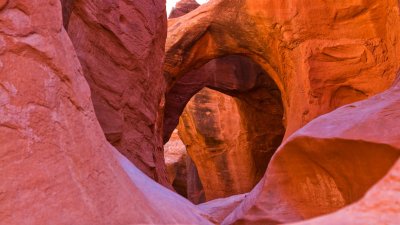 Peekaboo Slot Canyon