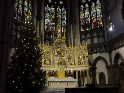 The high altar of St. Peters in Heppenheim