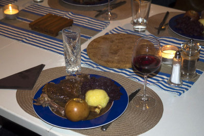 Goose, potato dumplings, red cabbage, gravy and baked apple...