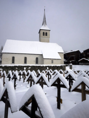 Fresh snow in the graveyard