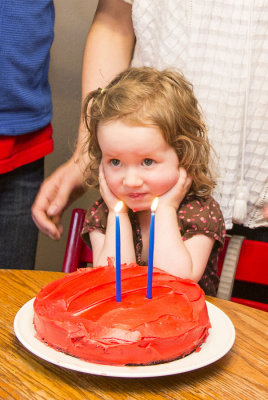 Nell and her cake